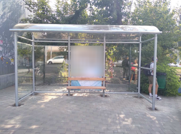 Фотография рекламного носителя, тип: Остановка 1.8x1.2, адрес: Спортивная ул., д.13 Х Красноармейская ул., Самара, Самарская область, Россия. Сторона А2 №1080876