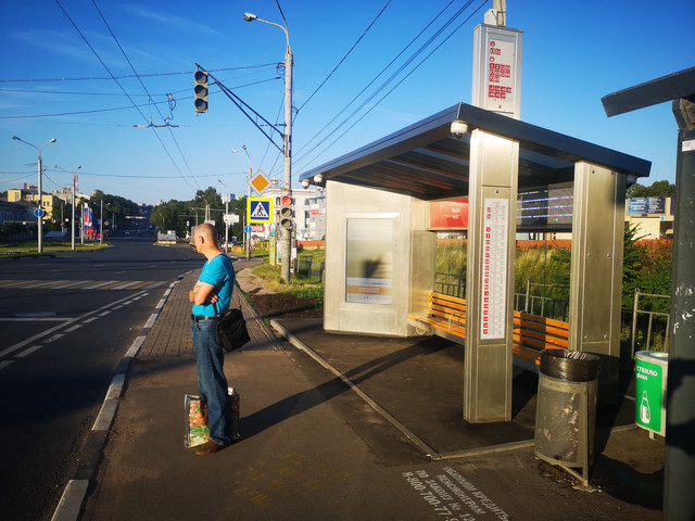 Фотография рекламного носителя, тип: Остановка, адрес: Гагарина пр-т., ост. Мыза, поз.2, Нижний Новгород, Нижегородская область, Россия. Сторона A+B №869897