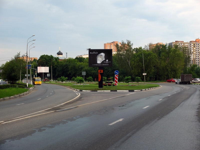 Фотография рекламного носителя, тип: Ситиборд 2.7x3.7, адрес: Новомытищинский пр-т., д.1 корп.2, Мытищи, Московская область, Россия. Сторона А №583912