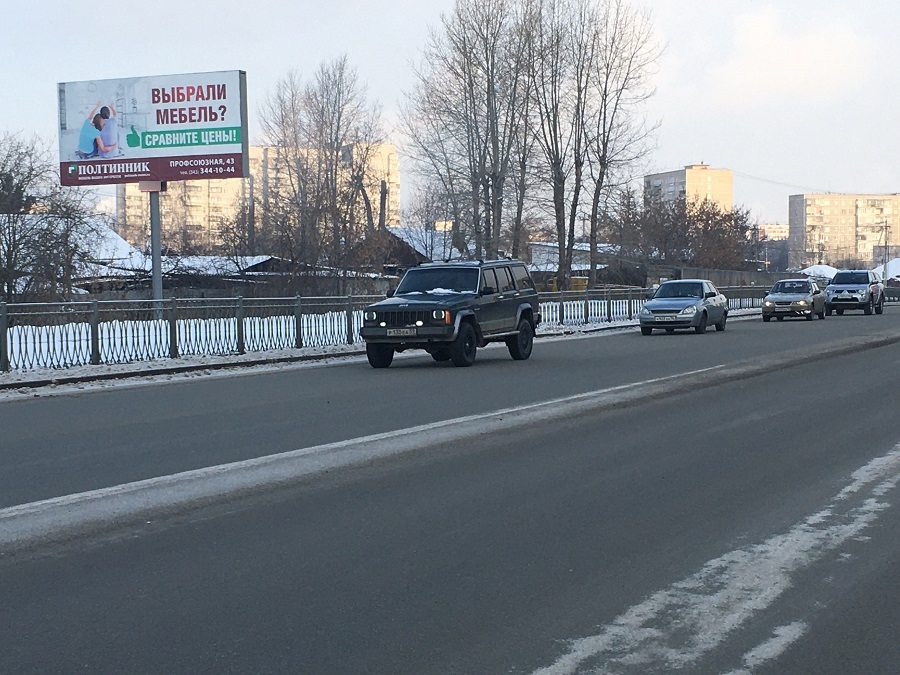Фотография рекламного носителя, тип: Билборд 3x6, адрес: Викулова ул. Х Кизеловская ул., Екатеринбург, Свердловская область, Россия. Сторона В №833718