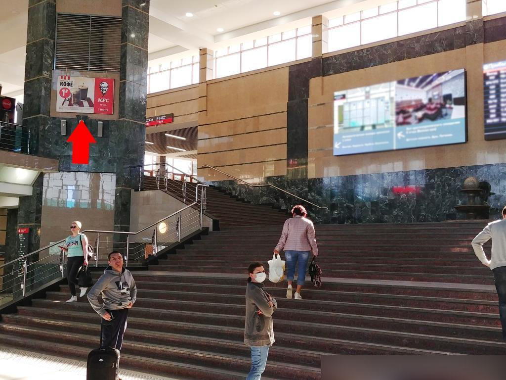 Фотография рекламного носителя, тип: Постер/баннер, адрес: ЖД вокзал «Челябинск-Главный», Привокзальная ул., д.1, Челябинск, Челябинская область, Россия. Сторона/вариант А №991372