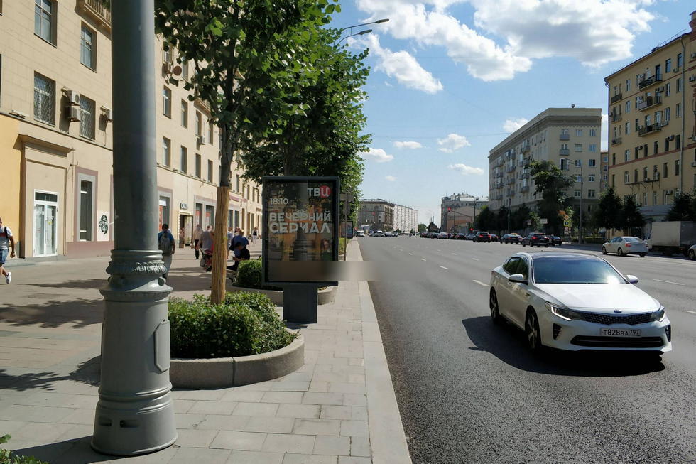 Фотография рекламного носителя, тип: Ситиформат 1.8x1.2, адрес: Земляной Вал ул., д.23, Москва, Россия. Сторона Б №821474