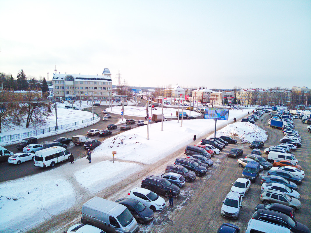 Фотография рекламного носителя, тип: Билборд 3x6, адрес: Гладкова ул., д.10, корп.6, Чебоксары, Республика Чувашия, Россия. Сторона А1-А10 №1098160