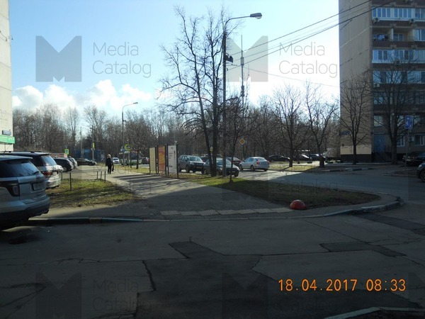 Фотография рекламного носителя, тип: Афиша 1.75x1.8, адрес: Фомичевой ул. Х Свободы ул., д.71, поз.2, стенд 3, Москва, Россия. Сторона А2 №882849