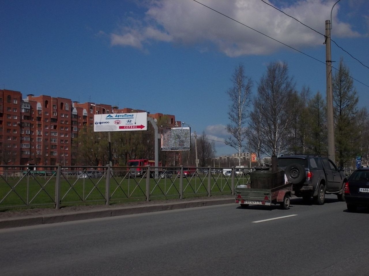 Фотография рекламного носителя, тип: Нестандартный билборд, адрес: Руставели ул., д.37 Х Карпинского ул., Санкт-Петербург, Россия. Сторона B2 №465934