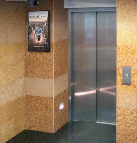 Фотография рекламного носителя, тип: Видеоэкран, адрес: Бизнес-центр «Оскар», Фонтанки наб., д.13, Санкт-Петербург, Россия. Сторона/вариант A №975820