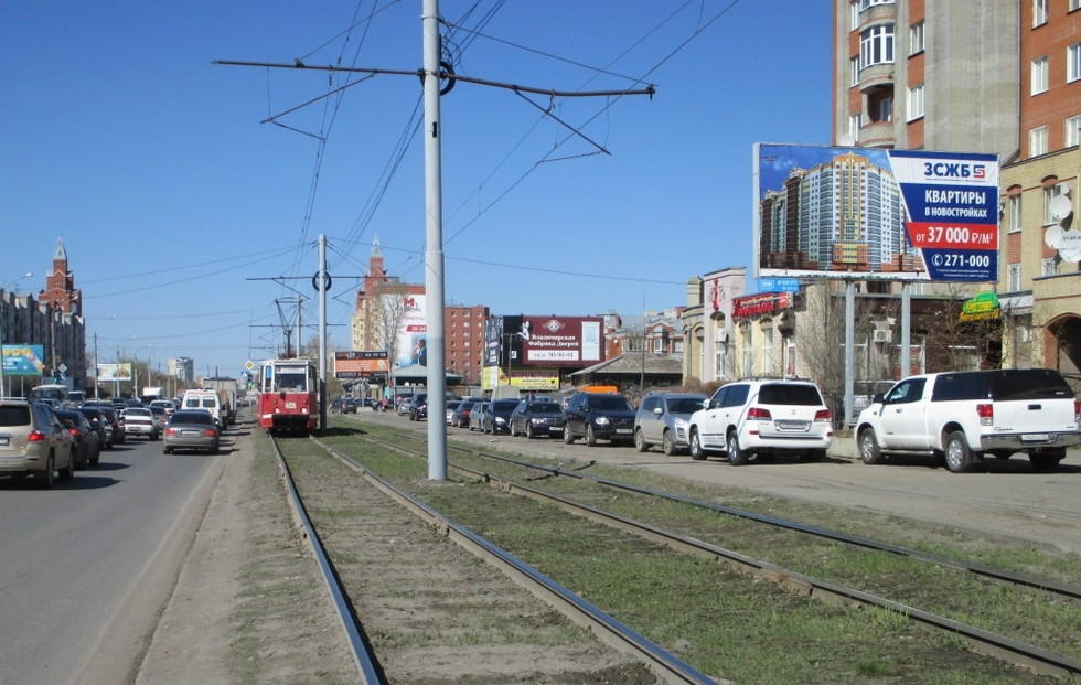 Фотография рекламного носителя, тип: Билборд 3x6, адрес: Жукова ул., д.89, Омск, Омская область, Россия. Сторона А №1010075