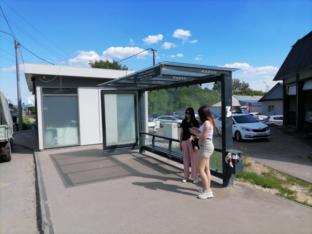 Фотография рекламного носителя, тип: Остановка 1.8x1.2, адрес: Тэцевская ул., д.7б, Казань, Республика Татарстан, Россия. Сторона А №1007050