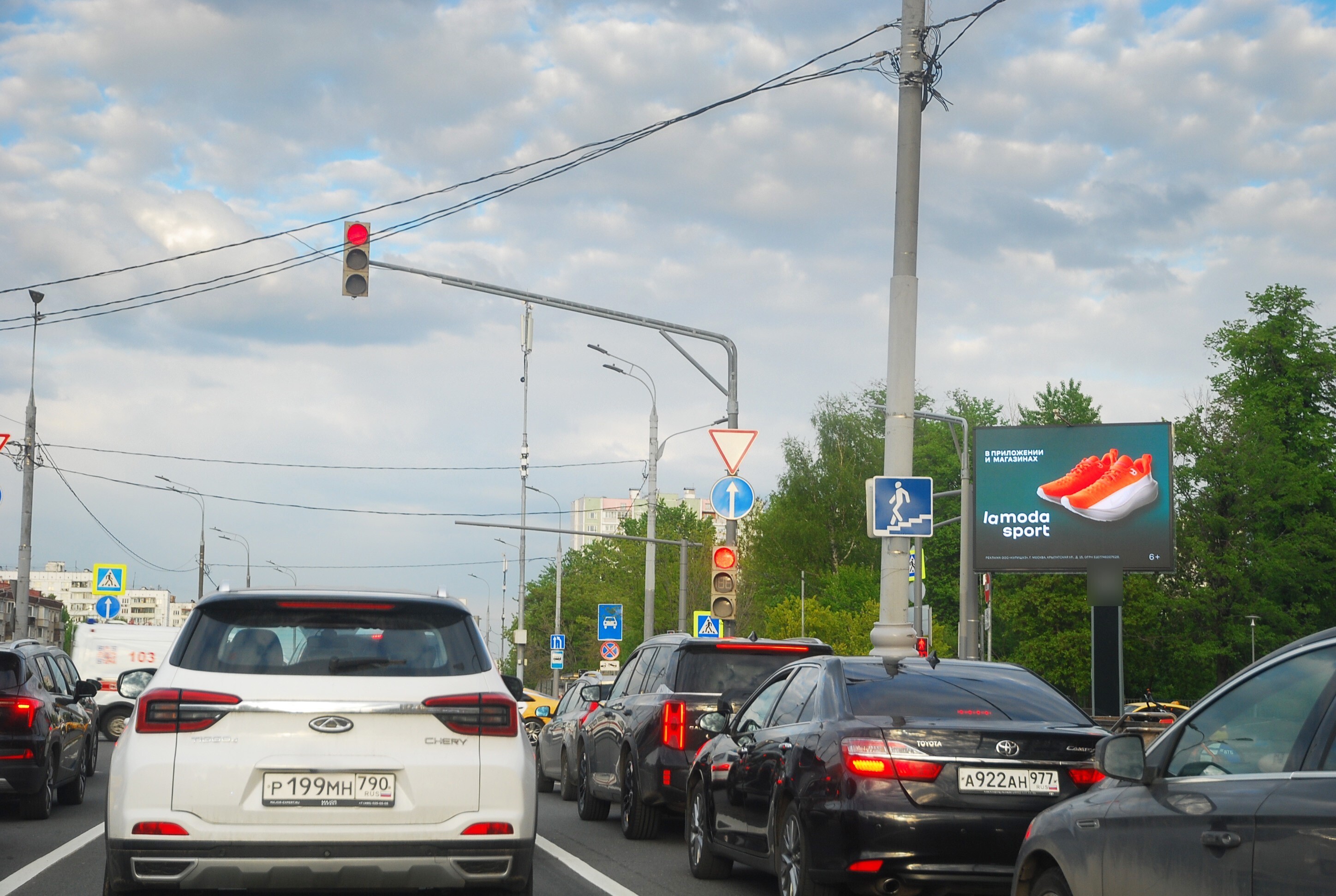 Фотография рекламного носителя, тип: Ситиборд 2.7x3.7, адрес: Сущевский Вал ул., д.52/17, Москва, Россия. Сторона А1 №601604