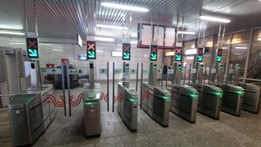 Фотография рекламного носителя, тип: Другой индор-формат, адрес: Станция метро «Площадь Гагарина», линия Московское Центральное Кольцо, Москва, Россия. Сторона/вариант А №1326682