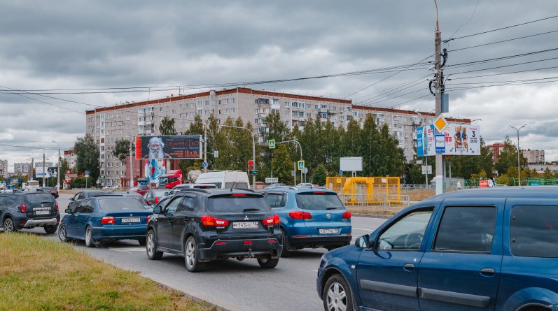 Фотография рекламного носителя, тип: Суперсайт 4x12, адрес: Ленина ул. х 40 лет Победы ул., Ижевск, Республика Удмуртия, Россия. Сторона A1-A10 №855486