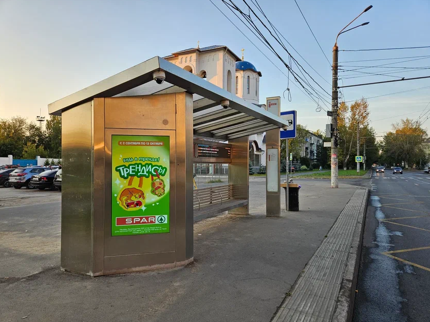Фотография рекламного носителя, тип: Остановка, адрес: 50-летия Победы ул., ост. Площадь Кольцова, Нижний Новгород, Нижегородская область, Россия. Сторона B1-В10 №873399