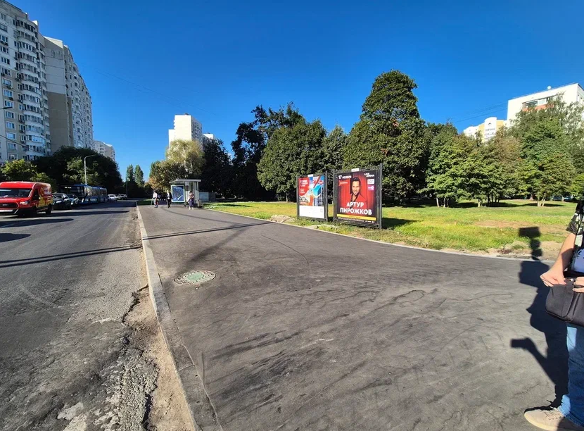 Фотография рекламного носителя, тип: Афиша 1.75x1.8, адрес: Туристская ул., д.22, поз.1, стенд 2, Москва, Россия. Сторона A №882840