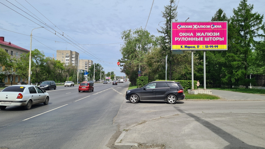 Фотография рекламного носителя, тип: Билборд 3x6, адрес: Красный путь ул., д.86а, Омск, Омская область, Россия. Сторона А2 №1009899