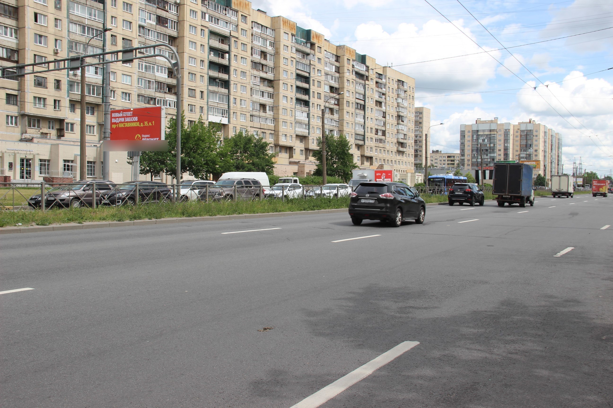 Фотография рекламного носителя, тип: Билборд 3x6, адрес: Косыгина пр-т., д.28 Х Наставников пр-т., Санкт-Петербург, Россия. Сторона Б1 №719401