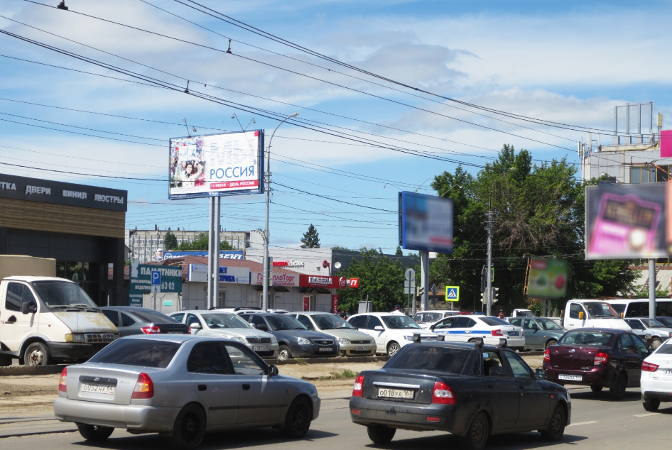 Фотография рекламного носителя, тип: Билборд 3x6, адрес: Астраханская ул. Х Соколовая ул., ТК Форум, Саратов, Саратовская область, Россия. Сторона Б №156775