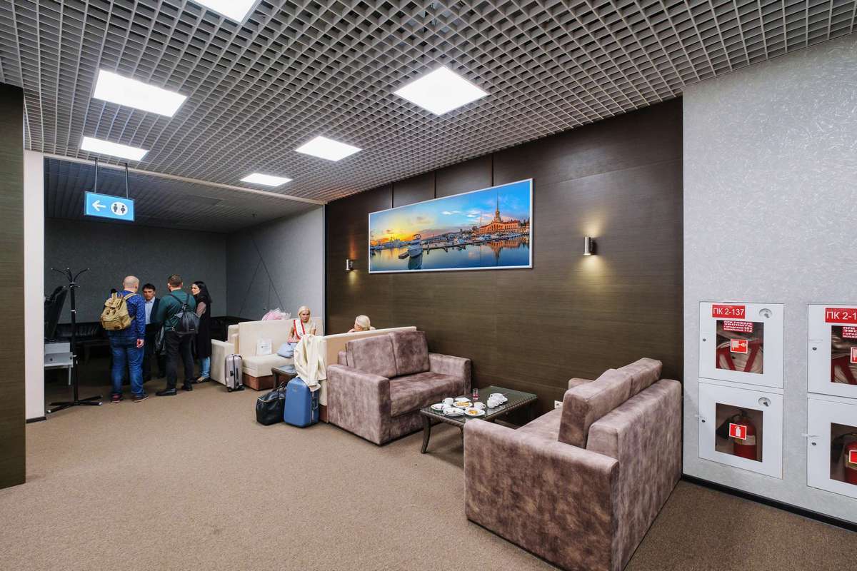 Фотография рекламного носителя, тип: Другой индор-формат, адрес: Аэропорт «Адлер», Мира ул., д.50, Адлер, Краснодарский край, Россия. Сторона/вариант №1348662