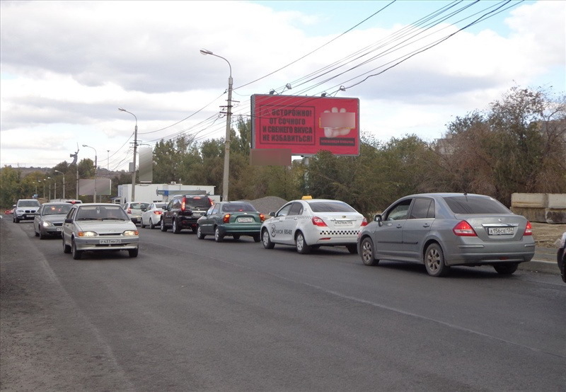 Фотография рекламного носителя, тип: Билборд 3x6, адрес: Пархоменко ул., д.70, Волгоград, Волгоградская область, Россия. Сторона А №111543
