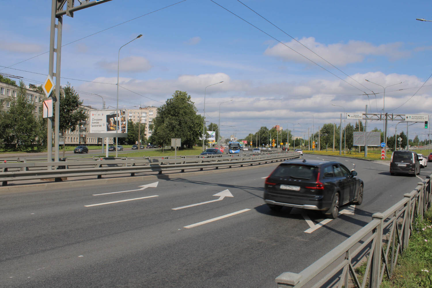 Фотография рекламного носителя, тип: Билборд 3x6, адрес: Руставели пр-т., д.2 Х Пискаревский пр-т., Санкт-Петербург, Россия. Сторона Б №120801