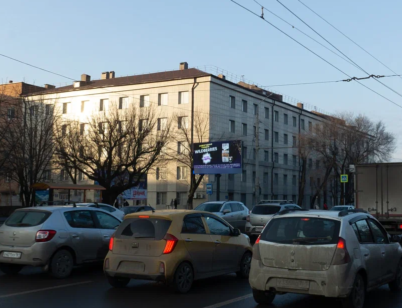 Фотография рекламного носителя, тип: Билборд 3x6, адрес: М.Нагибина пр-т., д.3-5, Ростов-на-Дону, Ростовская область, Россия. Сторона Б1-Б10 №1013309