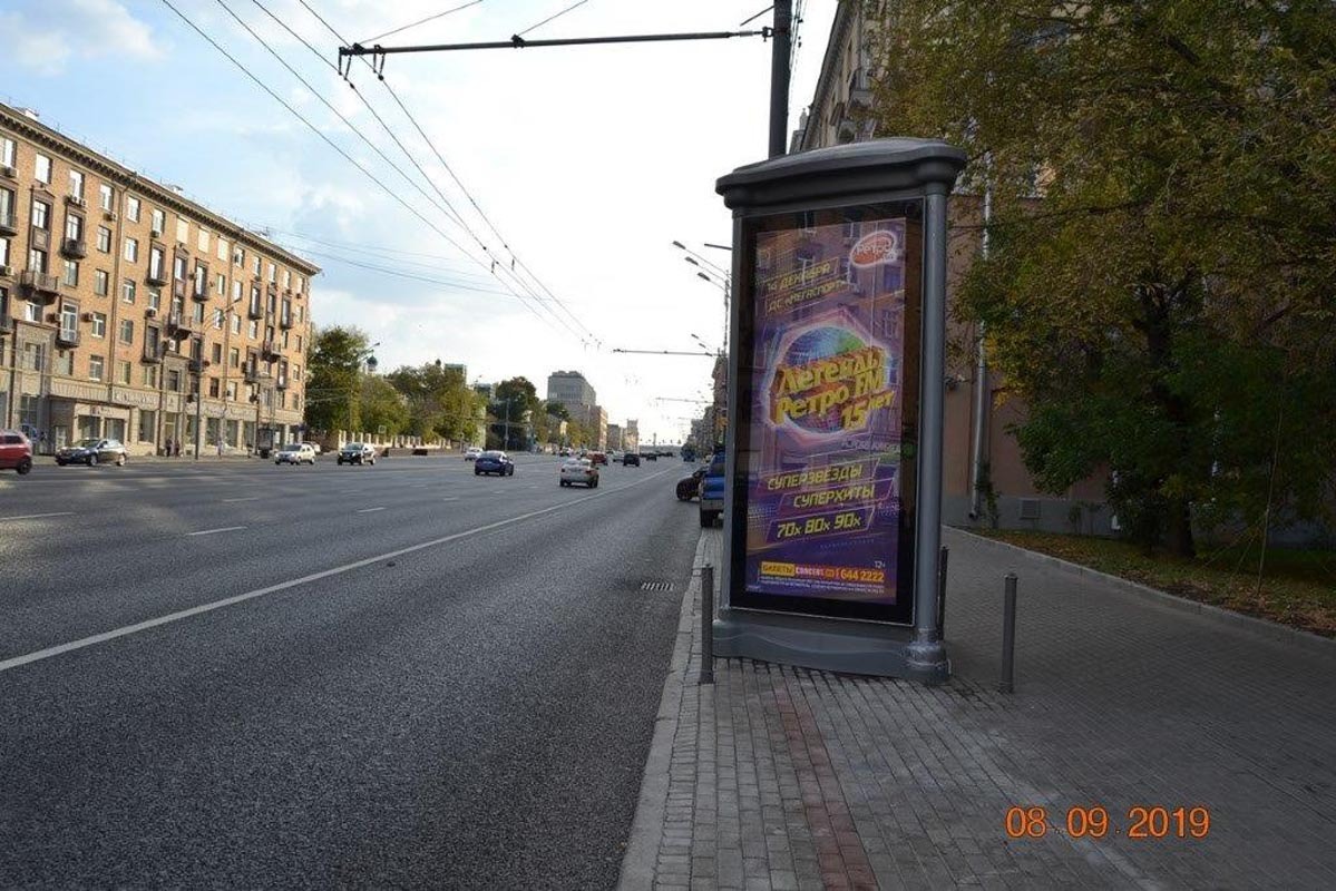 Фотография рекламного носителя, тип: Пиллар 3x1.4, адрес: Ленинский пр-т., д.18, корп.2, Москва, Россия. Сторона A1-A3 №262286