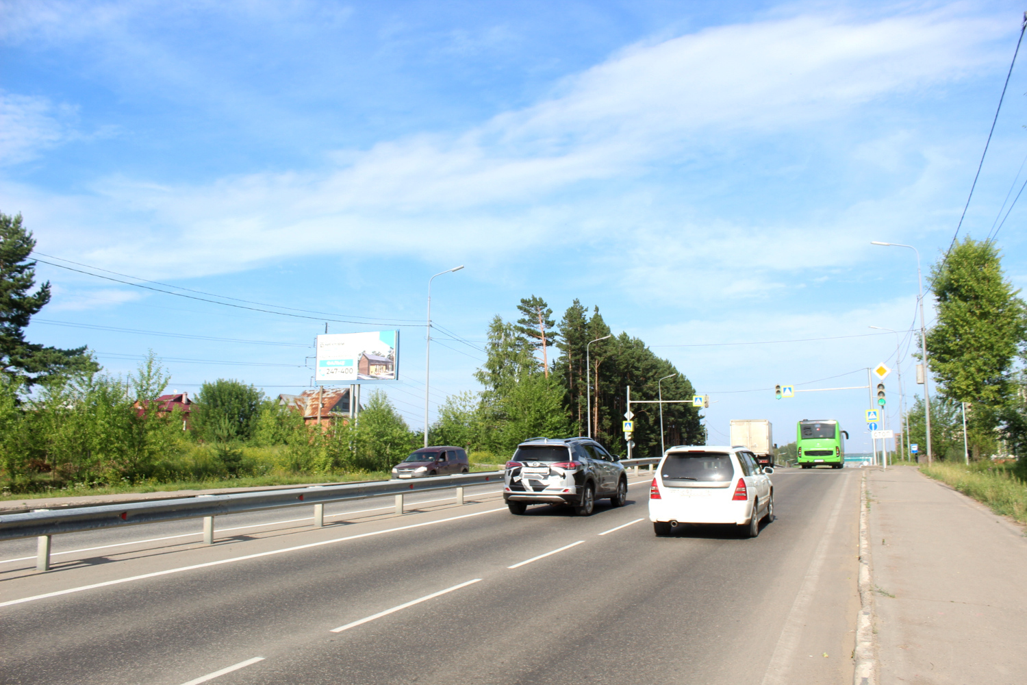 Фотография рекламного носителя, тип: Билборд 3x6, адрес: Байкальский тракт, въезд в мк-н Солнечный, Иркутск, Иркутская область, Россия. Сторона Б №1005759
