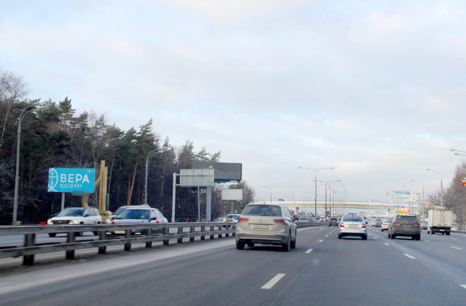 Фотография рекламного носителя, тип: Билборд 3x6, адрес: Новорязанское ш., 17 600м, Котельники, Московская область, Россия. Сторона Б №530635