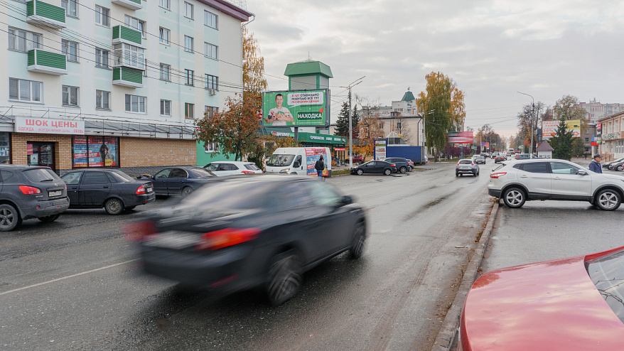 Фотография рекламного носителя, тип: Билборд 3x6, адрес: Татарстан ул., д.20, Зеленодольск, Республика Татарстан, Россия. Сторона B1-B3 №685741