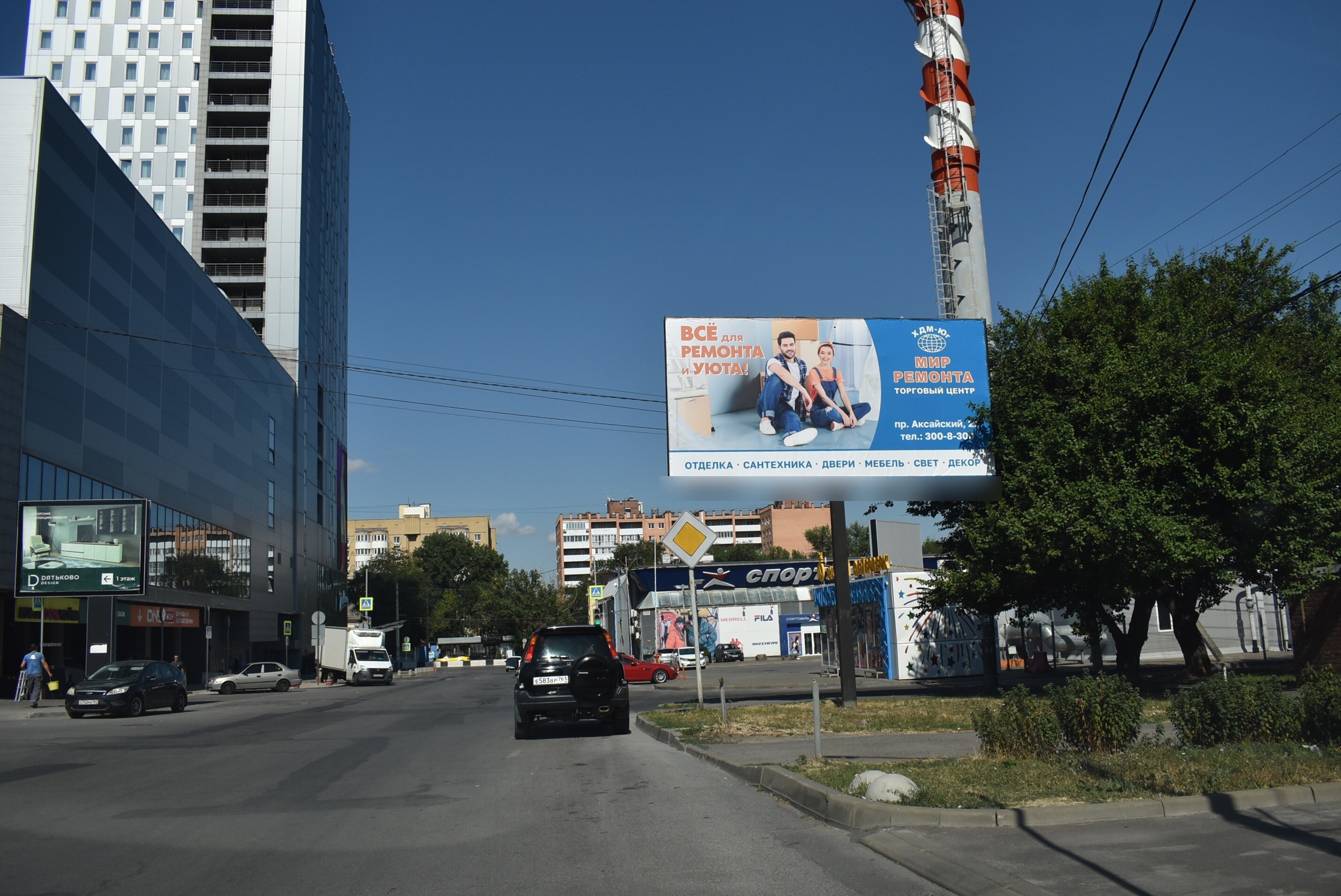 Фотография рекламного носителя, тип: Билборд 3x6, адрес: Омская ул., д.1/1, Ростов-на-Дону, Ростовская область, Россия. Сторона А №1075843