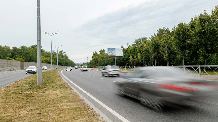 Фотография рекламного носителя, тип: Билборд 3x6, адрес: Оренбургский тракт, Универсиады д., Казань, Республика Татарстан, Россия. Сторона A1-А3 №232172