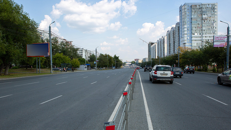 Фотография рекламного носителя, тип: Билборд 3x6, адрес: Бр. Кашириных ул. Х Ворошилова ул., д. 57а, Челябинск, Челябинская область, Россия. Сторона В №184827