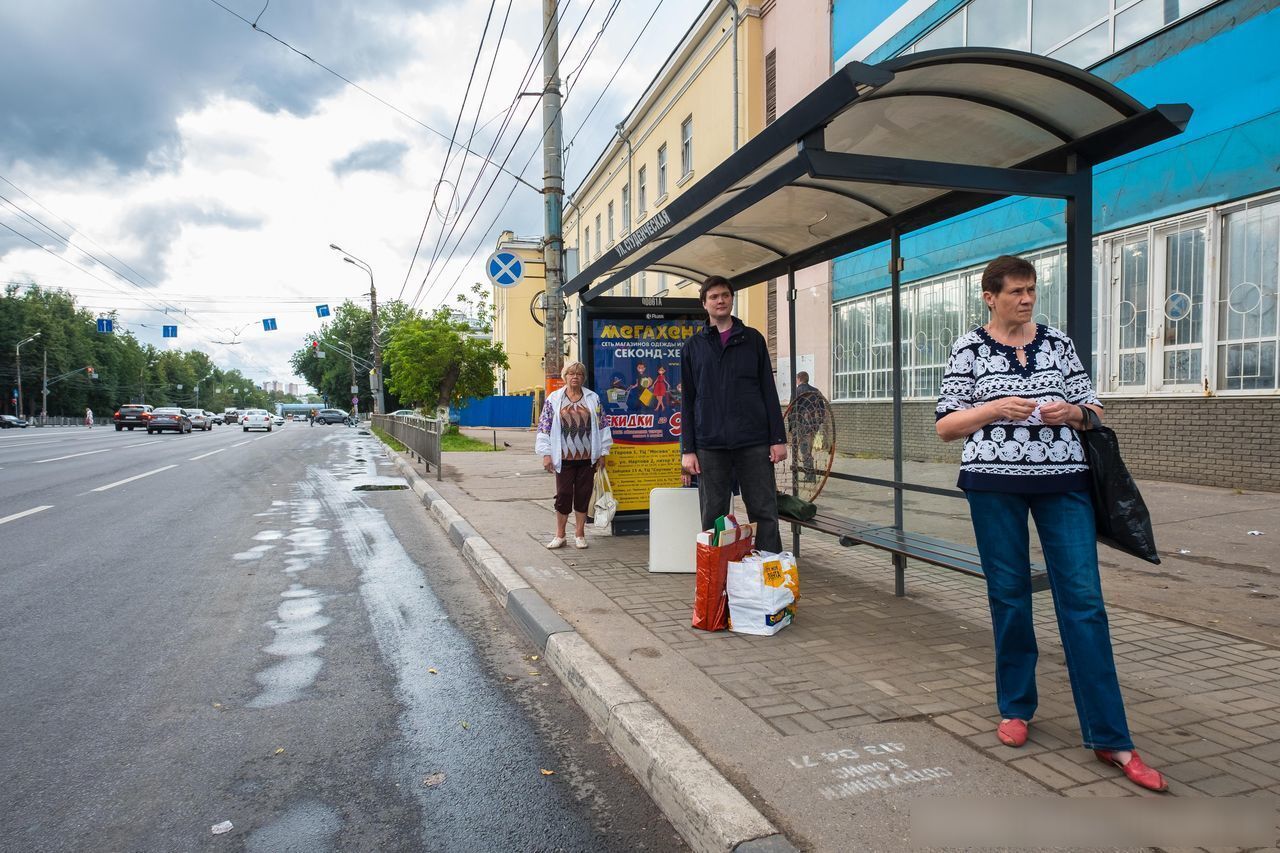 Фотография рекламного носителя, тип: Остановка 1.8x1.2, адрес: Гагарина пр-т., ост. "Студенческая ул." 2, Нижний Новгород, Нижегородская область, Россия. Сторона А1 №141990
