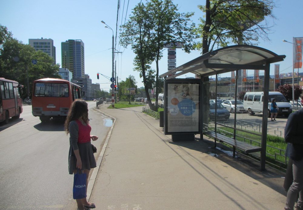 Фотография рекламного носителя, тип: Остановка 1.8x1.2, адрес: Родионова ул., ост. Больница Семашко, Нижний Новгород, Нижегородская область, Россия. Сторона А №142384