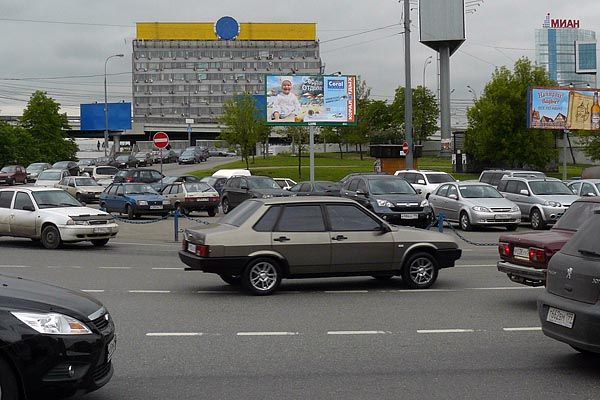 Фотография рекламного носителя, тип: Билборд 3x6, адрес: Савеловского Вокзала пл., Москва, Россия. Сторона A №65539