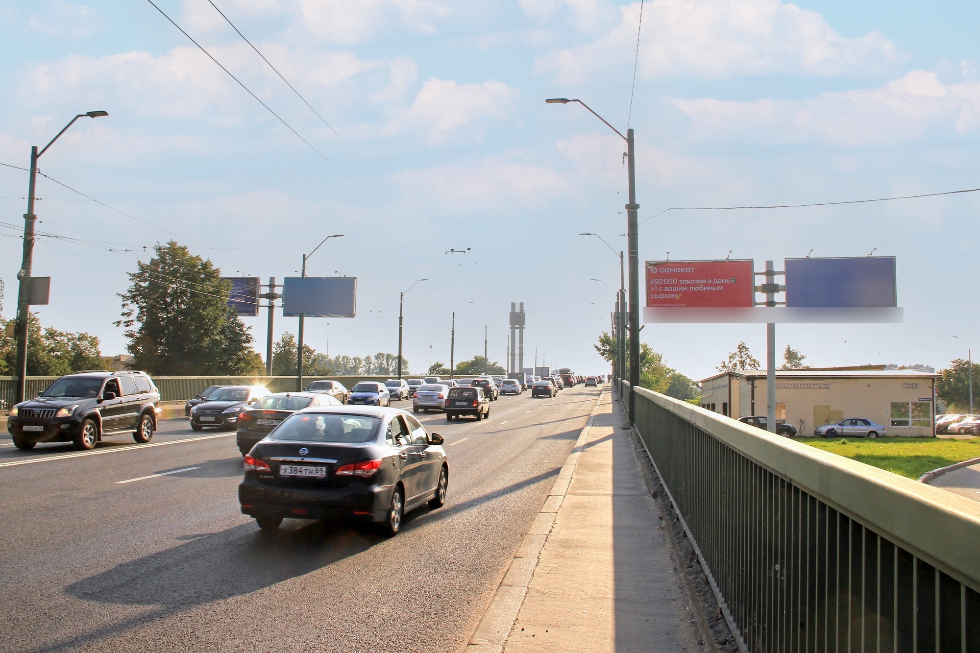 Фотография рекламного носителя, тип: Билборд 3x6, адрес: Ивановская ул., въезд на виадук, Санкт-Петербург, Россия. Сторона А1 №105704
