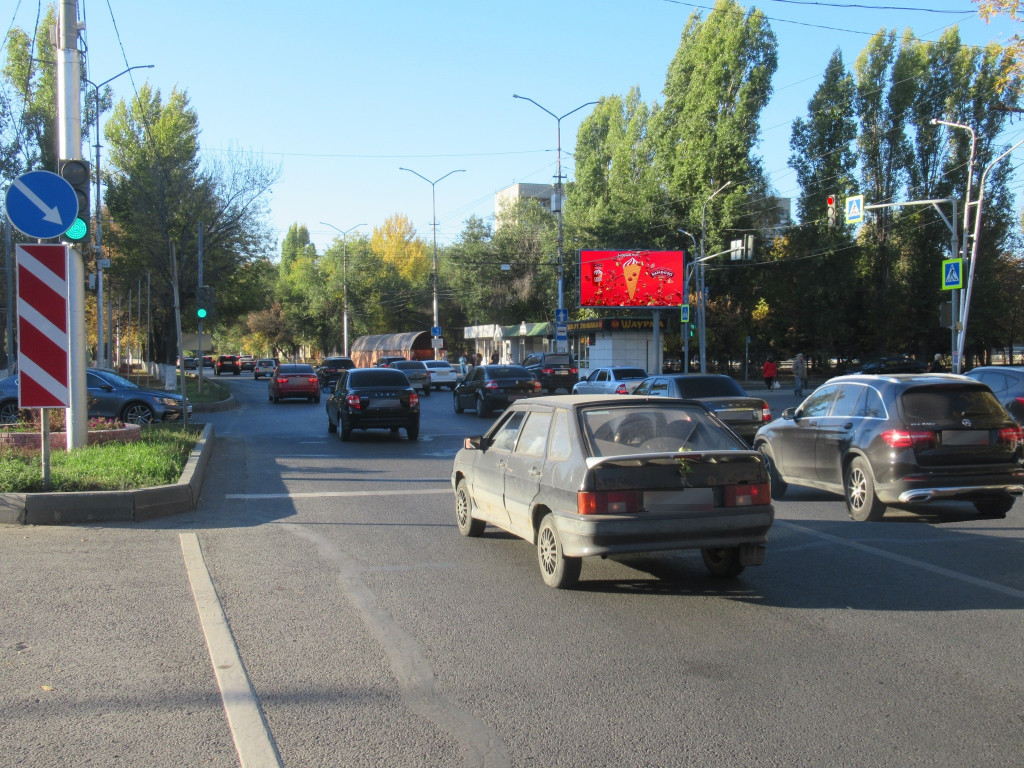 Фотография рекламного носителя, тип: Билборд 3x6, адрес: Строителей пр-т., д.15б, Саратов, Саратовская область, Россия. Сторона А10 №819209