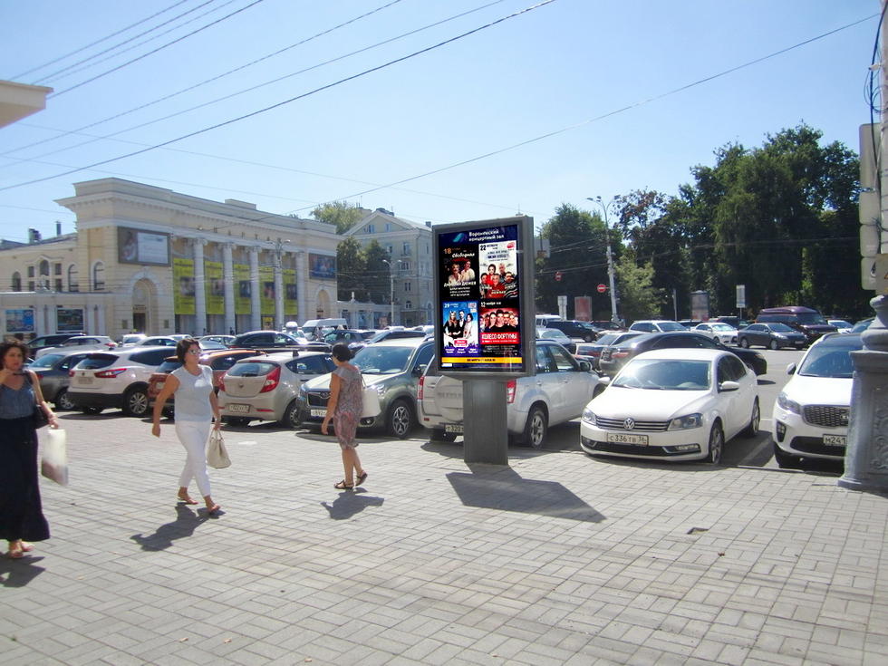 Фотография рекламного носителя, тип: Ситиформат 1.8x1.2, адрес: Ленина пл., д.12, Воронеж, Воронежская область, Россия. Сторона Б1-Б5 №158311