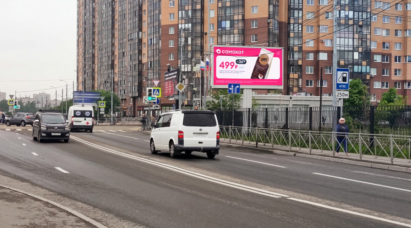 Фотография рекламного носителя, тип: Билборд 3x6, адрес: Центральная ул. Х Ленинградской ул., Кудрово, Ленинградская область, Россия. Сторона A1-A10 №1024153
