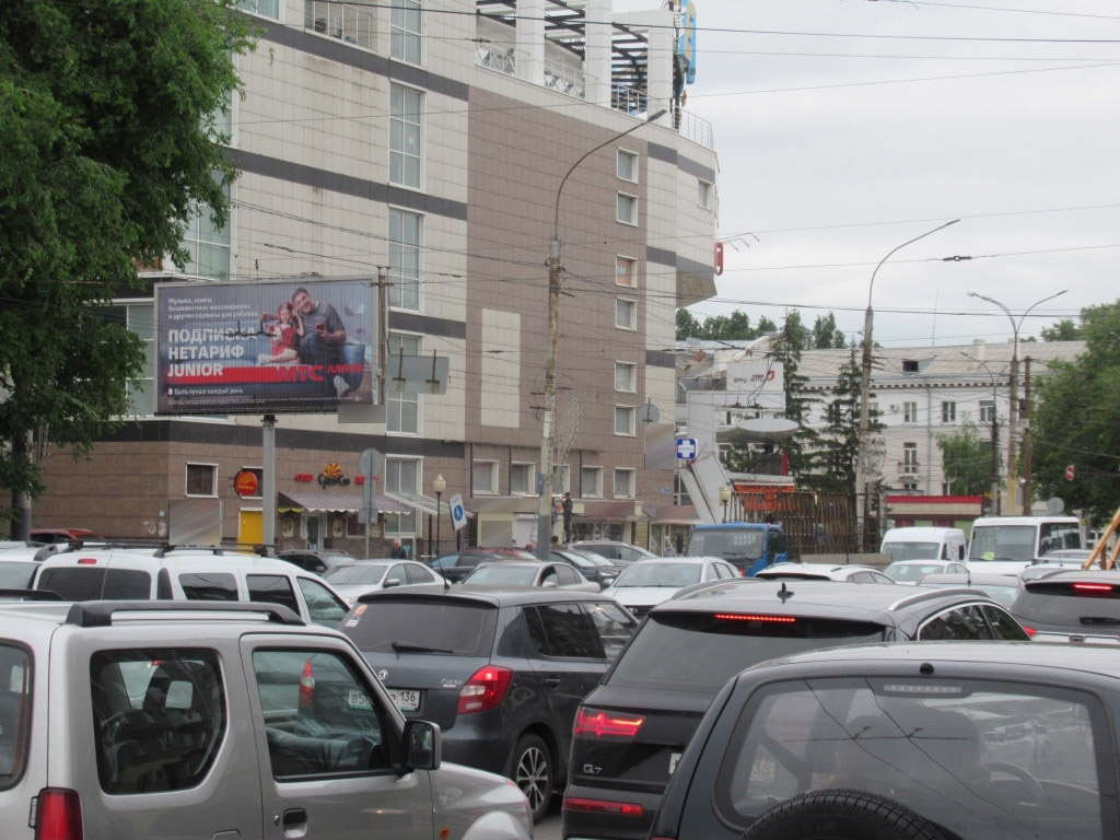 Фотография рекламного носителя, тип: Билборд 3x6, адрес: 20 лет Октября ул., д.123, Воронеж, Воронежская область, Россия. Сторона Б1-Б3 №225320