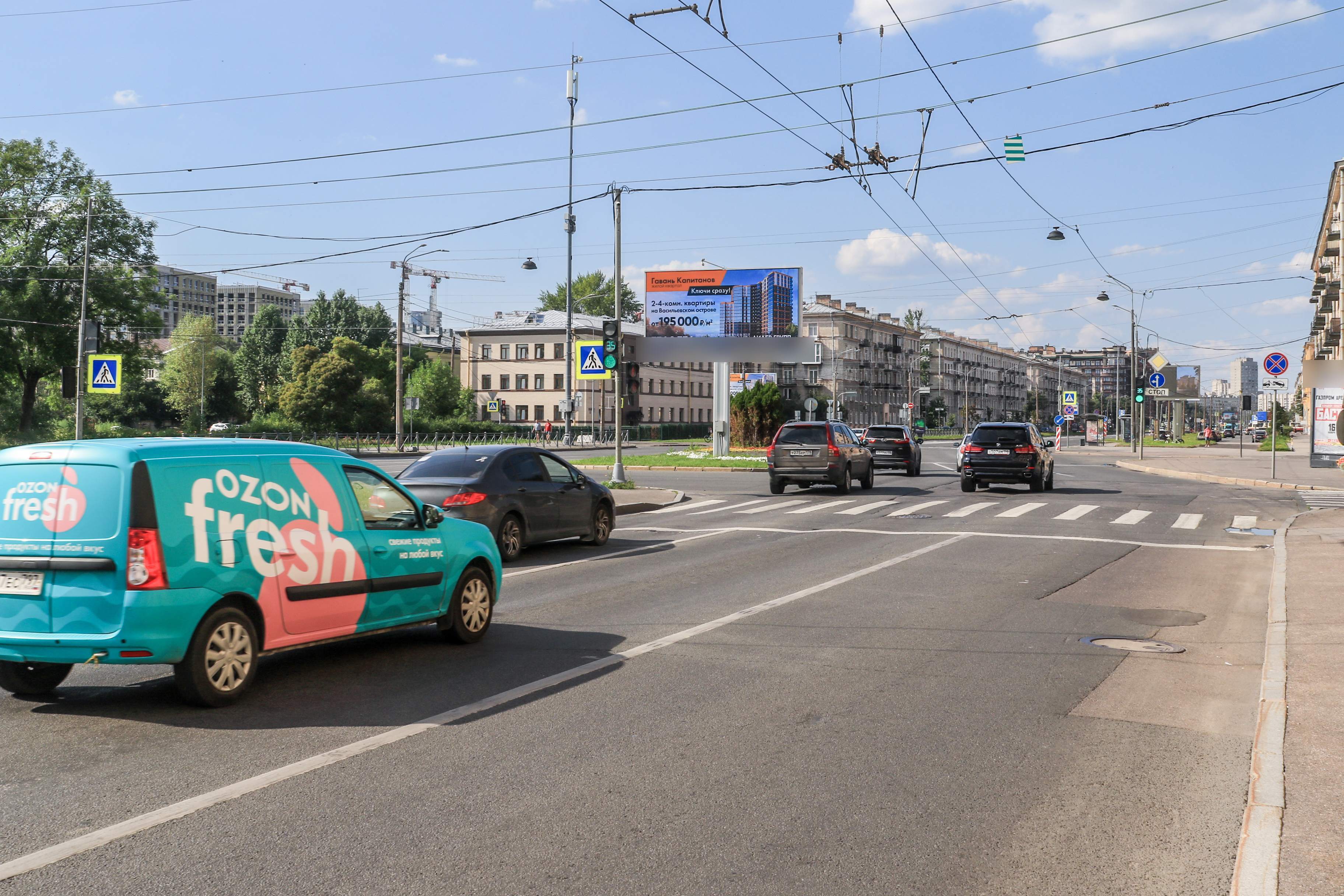 Фотография рекламного носителя, тип: Билборд 3x6, адрес: Наличная ул. Х Шкиперский проток ул., д.10, Санкт-Петербург, Россия. Сторона А51 №120047