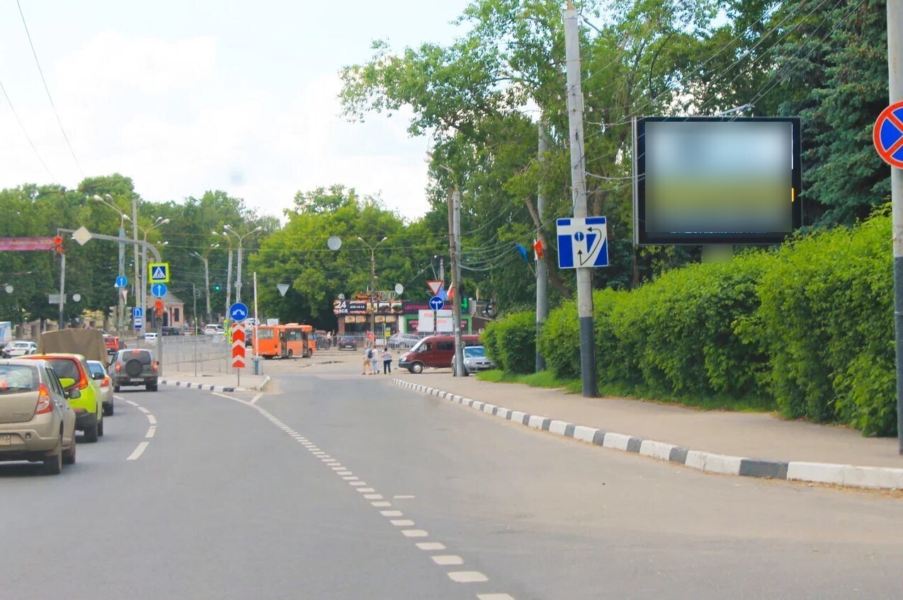 Фотография рекламного носителя, тип: Ситиборд 2.7x3.7, адрес: Родионова ул., д.4, Нижегородская область, Россия. Сторона A1-А12 №982360