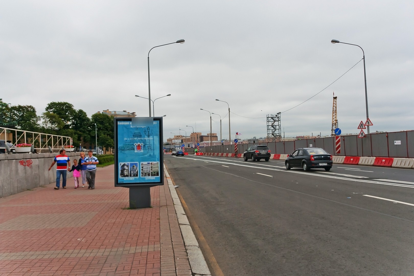 Фотография рекламного носителя, тип: Ситиформат 1.8x1.2, адрес: Пироговская наб., "Санкт-Петербург" гост., поз.1, Санкт-Петербург, Россия. Сторона B №108232