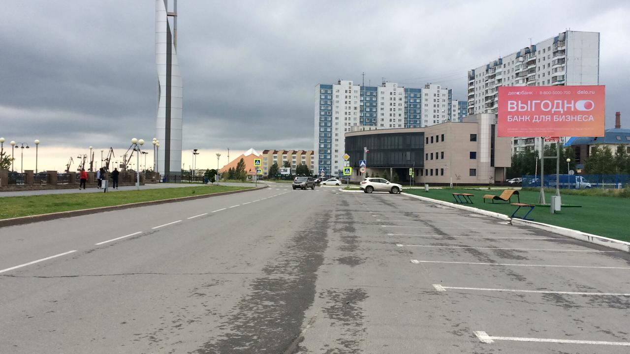 Фотография рекламного носителя, тип: Билборд 3x6, адрес: Пикмана ул. Х Победы пр-т., ледовый дворец, Нижневартовск, Ханты-Мансийский автономный округ – Югра, Россия. Сторона А №853716