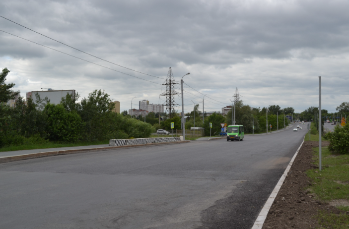 Фотография рекламного носителя, тип: Билборд 3x6, адрес: Алебашевская ул., д.9, Тюмень, Тюменская область, Россия. Сторона Б №1073477