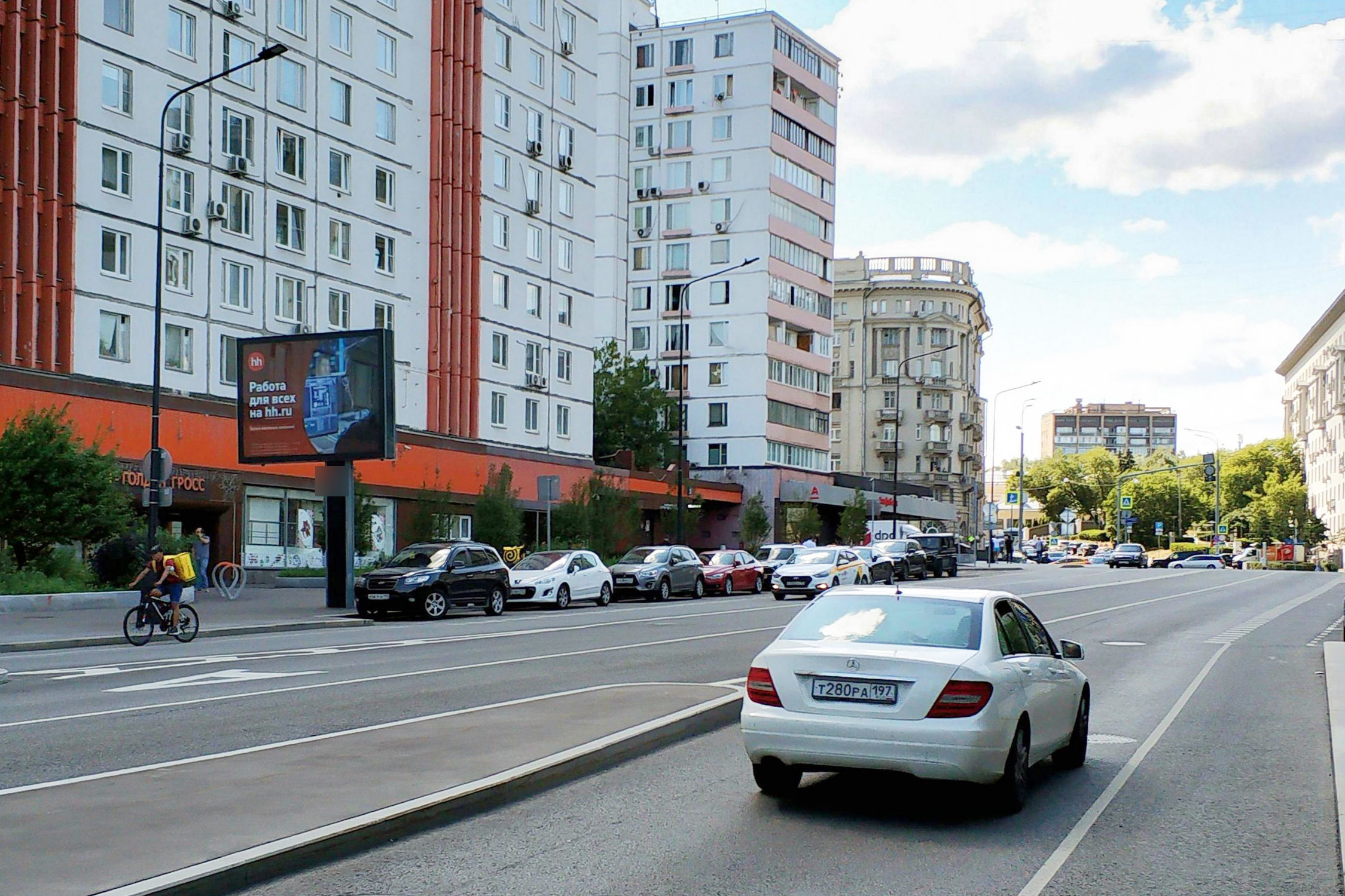 Фотография рекламного носителя, тип: Ситиборд 2.7x3.7, адрес: Сыромятническая В. ул., д.2, Москва, Россия. Сторона B1-B5 №858992