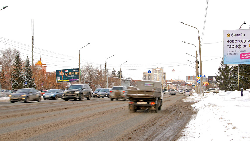 Фотография рекламного носителя, тип: Билборд 3x6, адрес: Жукова ул. X Сажинская ул., д.1, Омск, Омская область, Россия. Сторона В №1010070