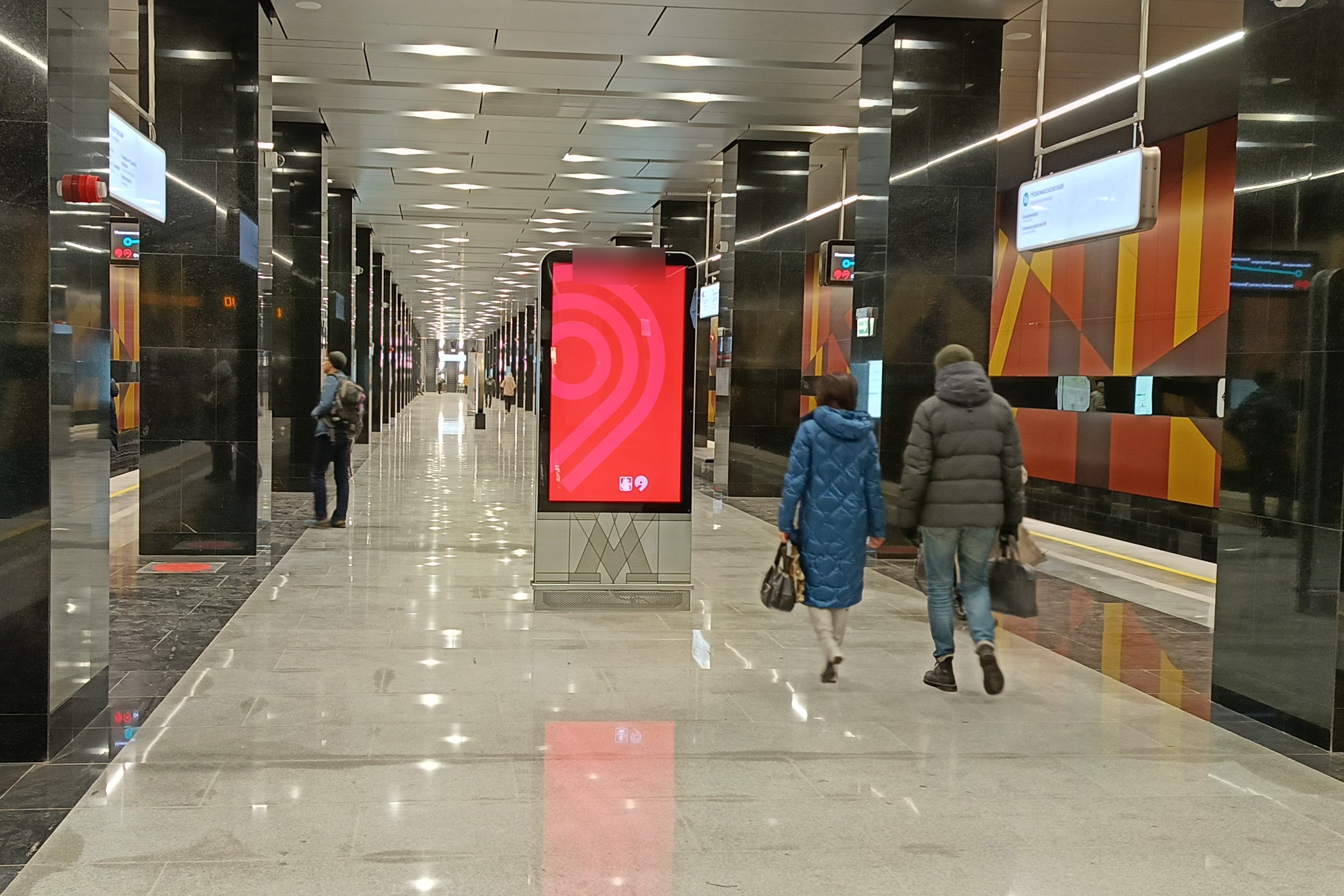 Фотография рекламного носителя, тип: Видеоэкран, адрес: Станция метро «Корниловская», линия Троицкая линия, Москва, Россия. Сторона/вариант А1 №1423004