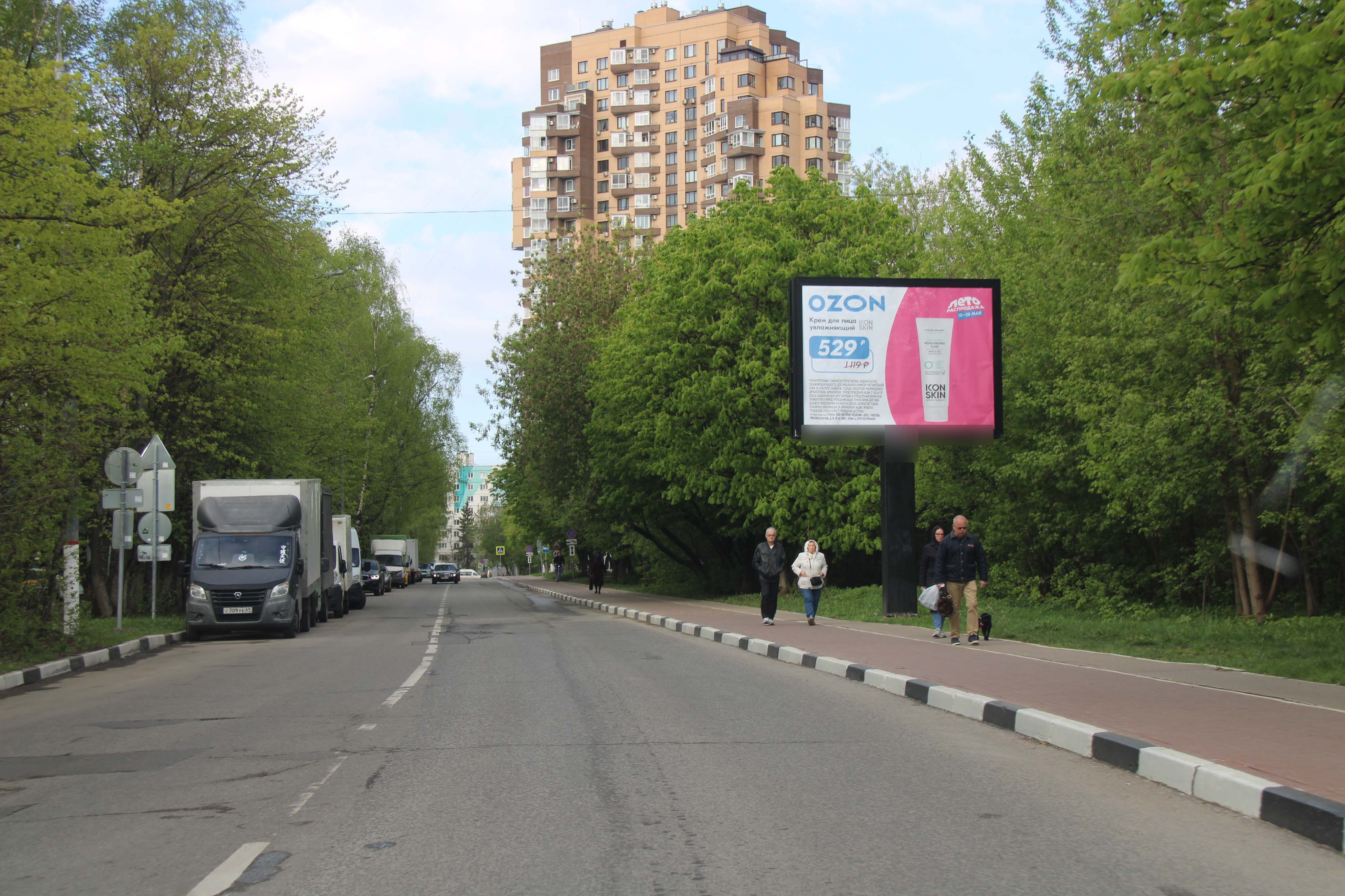 Фотография рекламного носителя, тип: Ситиборд 2.7x3.7, адрес: Лавочкина ул., д.14, напротив, Химки, Московская область, Россия. Сторона А №818741