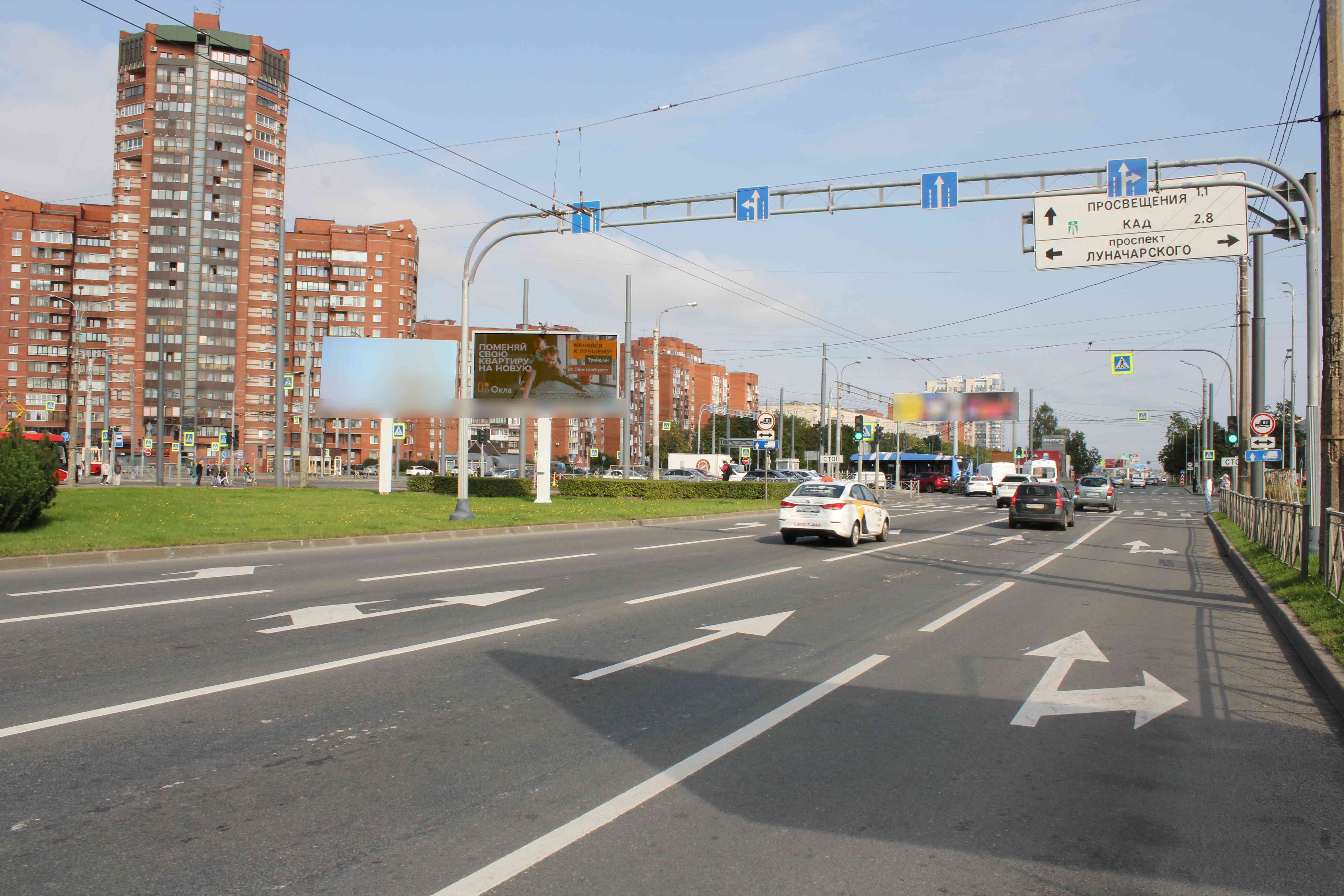 Фотография рекламного носителя, тип: Билборд 3x6, адрес: Культуры пр-т., д.3а Х Луначарского пр-т., поз.1, Санкт-Петербург, Россия. Сторона А1 №994810