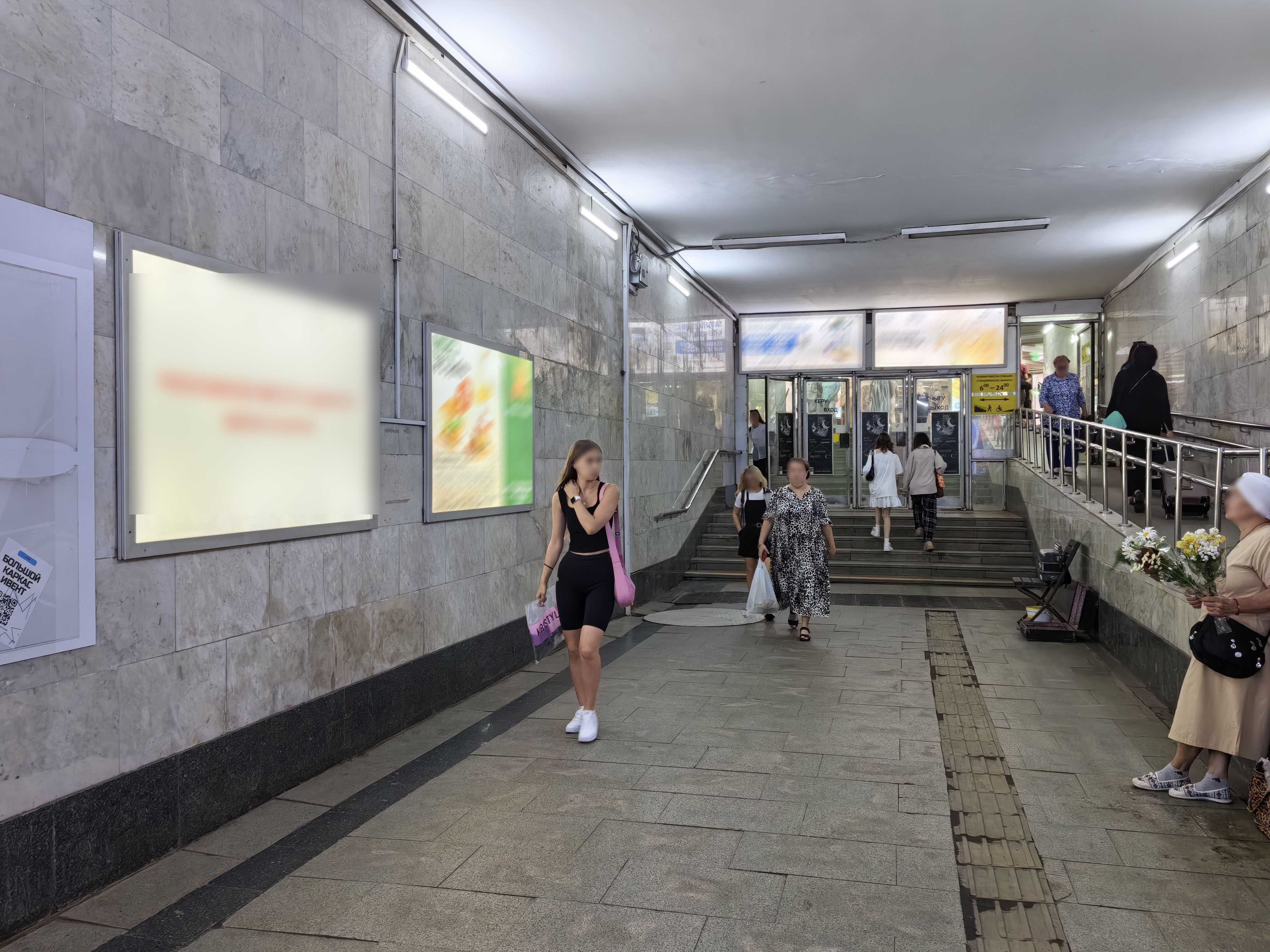 Фотография рекламного носителя, тип: Лайтбокс, адрес: Станция метро «Площадь Тукая», Казань, Республика Татарстан, Россия. Сторона/вариант №1396538